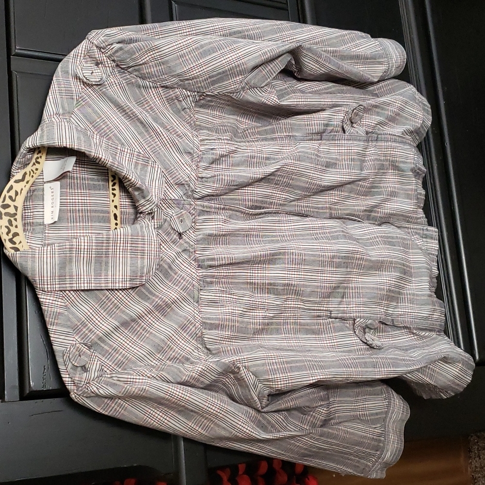Adorable plaid jacket